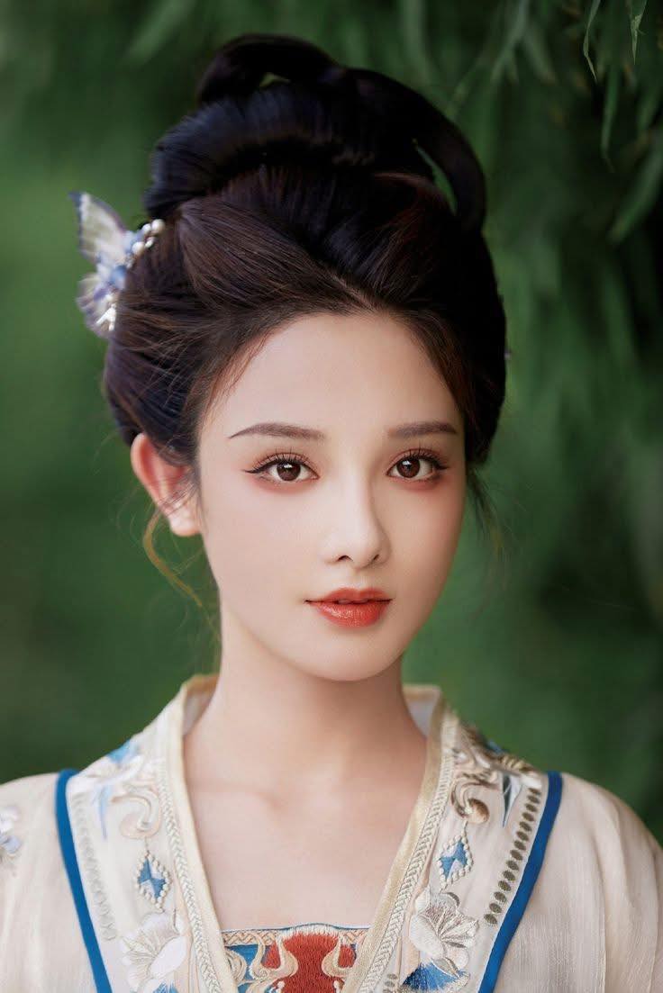 Quỷ Đế Hàng Thật Giá Thật Phải Thế Này Chứ: Phần 2