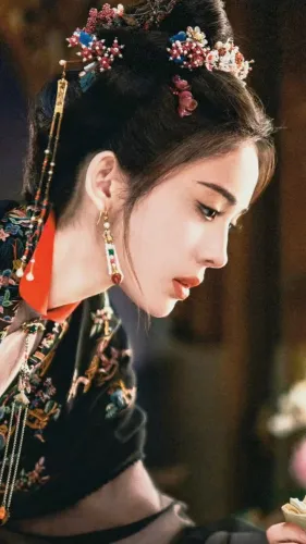 VÃN NGUYỆT QUY VÂN XỨ